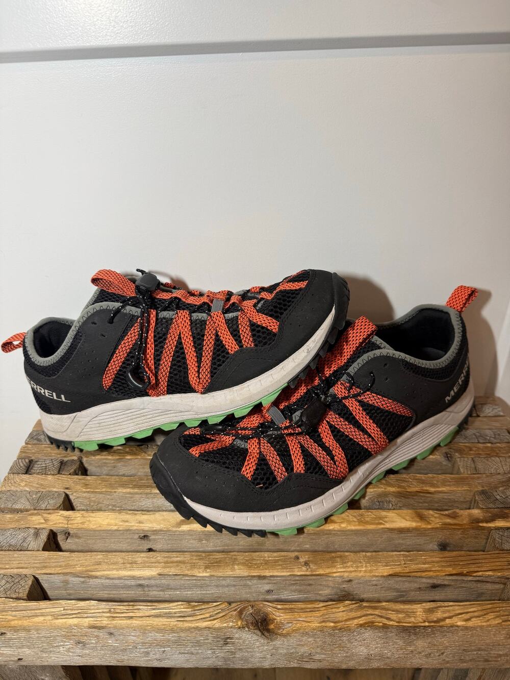 Merrell Wildwood Aerosport Outdoor Casual Trail Hiking Sneakers. Mens size 10.5
